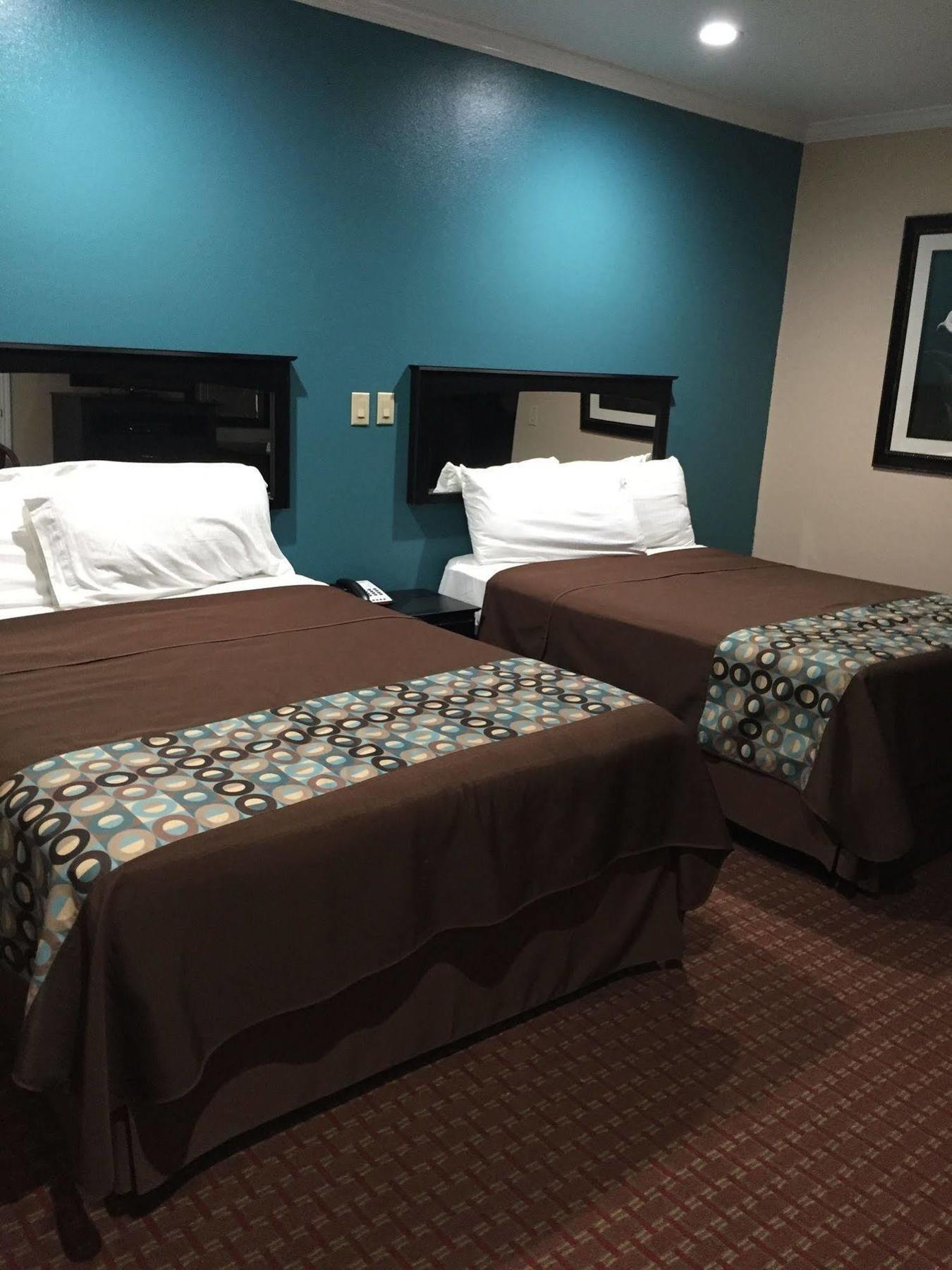 Scottish Inns & Suites Timber Creek, Houston, Tx Barker Экстерьер фото